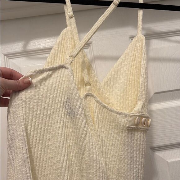 Forever21 Crisscross Romper - Picture 6 of 8